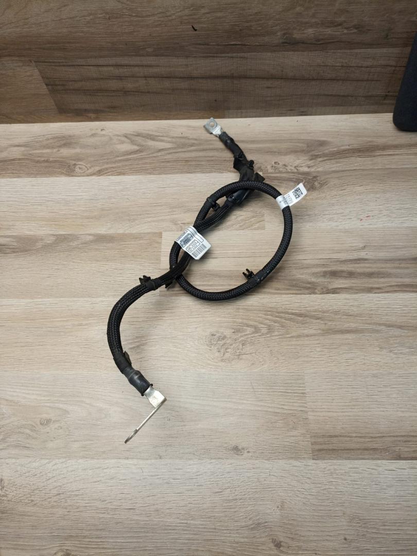 минусовой провод аккумулятора BMW X5 G05 2021, 3.0 л., B58B30C, бензин, АКПП, sophisto-grau brillant metallic, внедорожник 5 дв., полный привод, 9846082, 9846081, 7650144, 12429846082 - фото №1