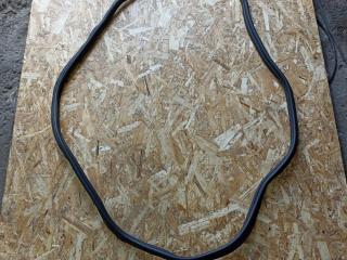 уплотнитель двери BMW X5 G05 2021, 3.0 л., B58B30C, бензин, АКПП, sophisto-grau brillant metallic, внедорожник 5 дв., полный привод, 7428696