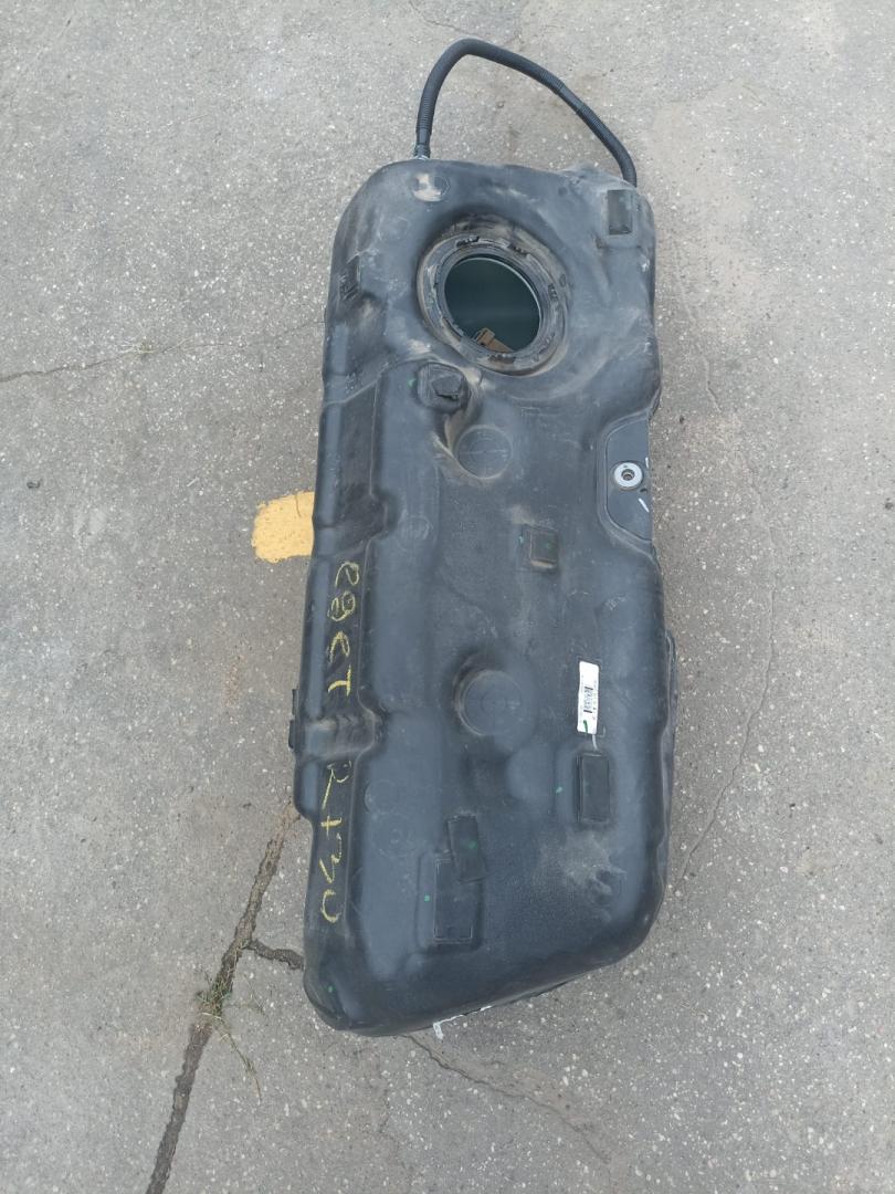 бак топливный BMW X3 G01 2018, 3.0 л., B58 B30 A, бензин, АКПП, внедорожник 5 дв., полный привод, 16118481589, 8481589, 7404155 - фото №1