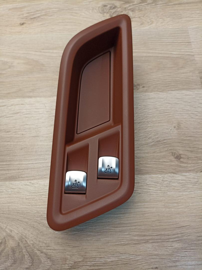 блок управления сиденьем BMW X7 G07 2021, 3.0 л., B58B30C, бензин, АКПП, a96 mineral-weiss metallic, внедорожник 5 дв., 61319864950, 9864950, 61319864948, 9864948, 51477951180, 7951180 - фото №1