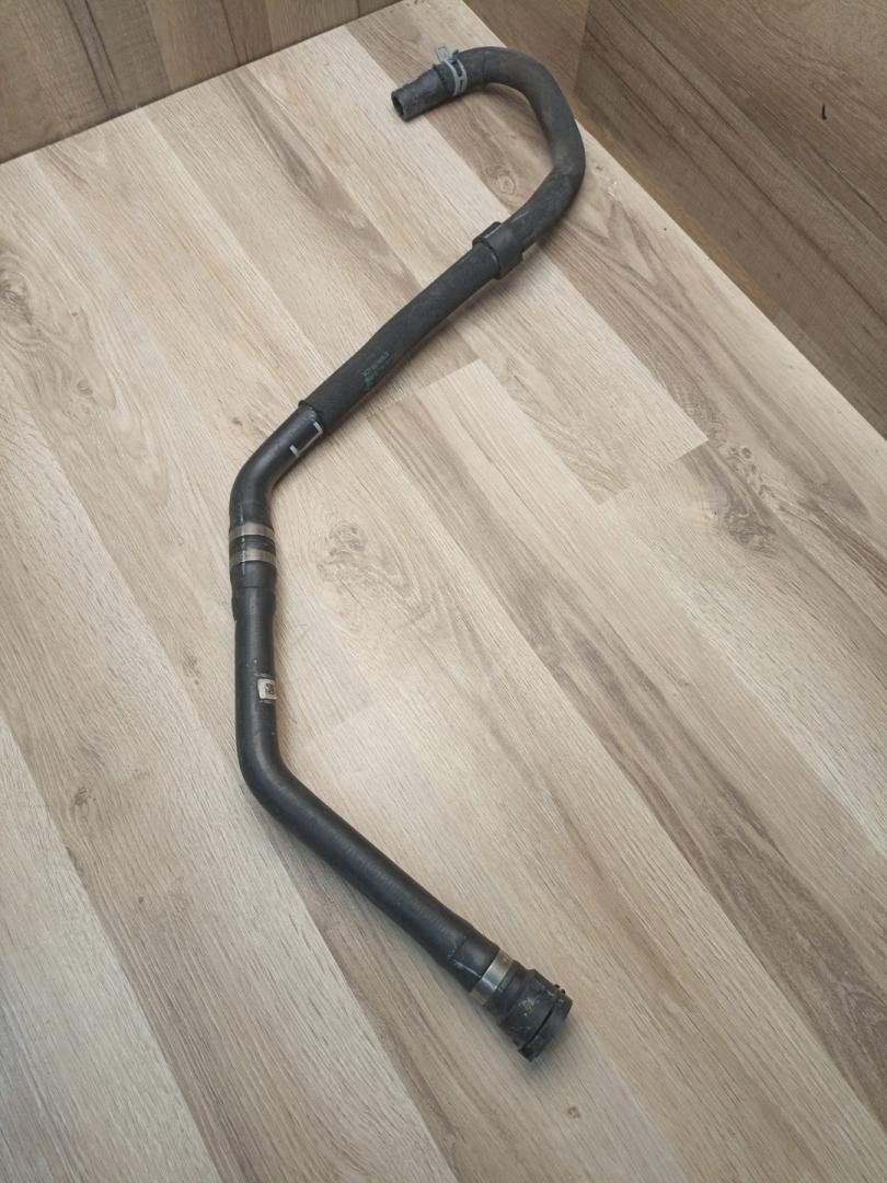 патрубок (трубопровод, шланг) BMW X7 G07 2021, 3.0 л., B58B30C, бензин, АКПП, a96 mineral-weiss metallic, внедорожник 5 дв., 64216821666, 6821666 - фото №1