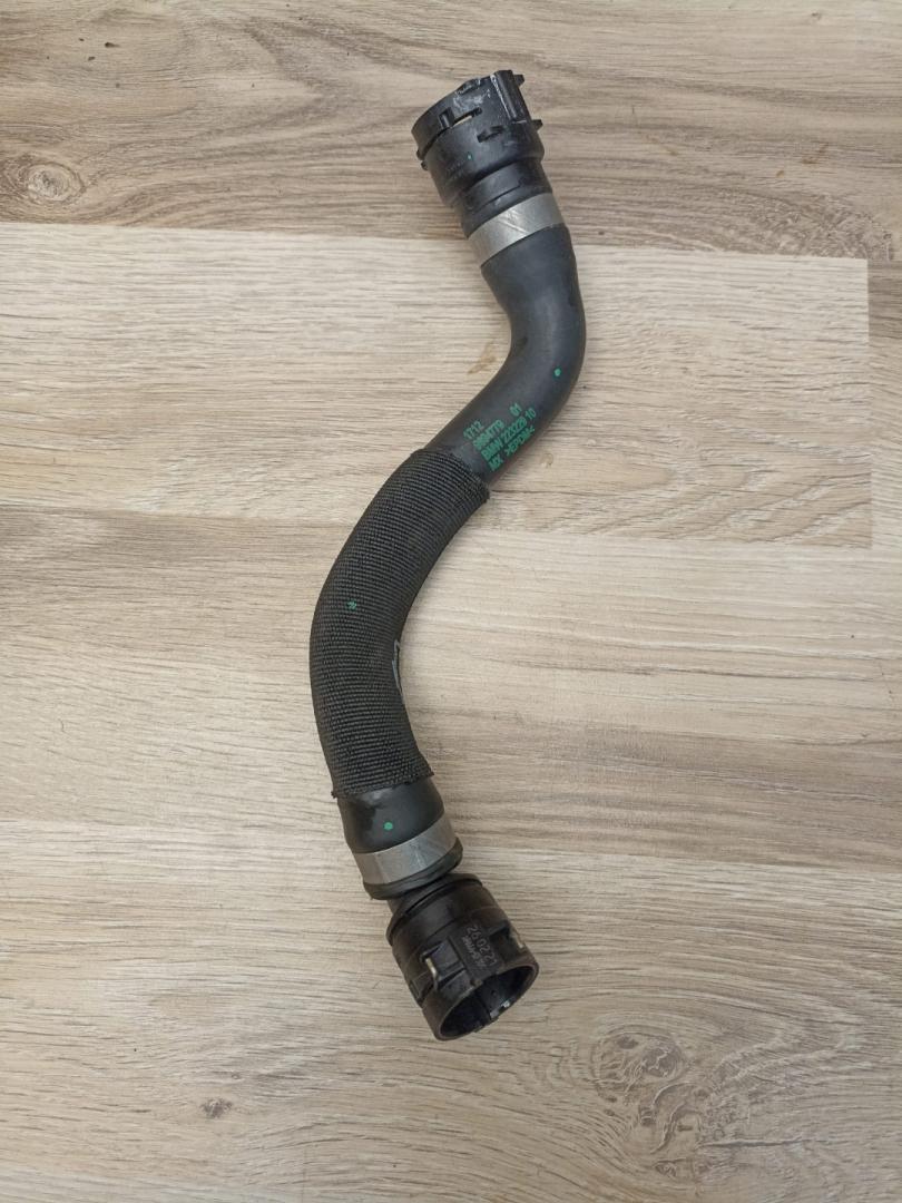 патрубок (трубопровод, шланг) BMW X7 G07 2021, 3.0 л., B58B30C, бензин, АКПП, a96 mineral-weiss metallic, внедорожник 5 дв., 9894779, 17129894779 - фото №1