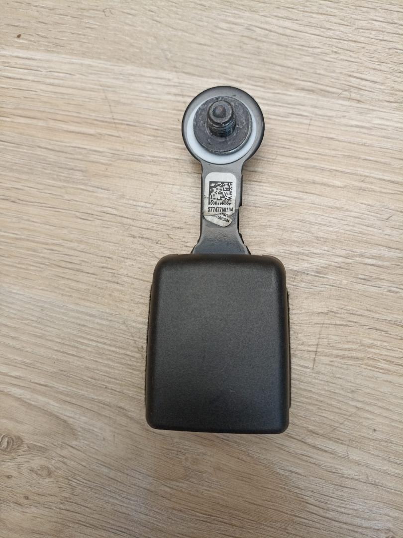 преднатяжитель ремня безопасности BMW X7 G07 2021, 3.0 л., B58B30C, бензин, АКПП, a96 mineral-weiss metallic, внедорожник 5 дв., 72117477681, 7477681 - фото №1