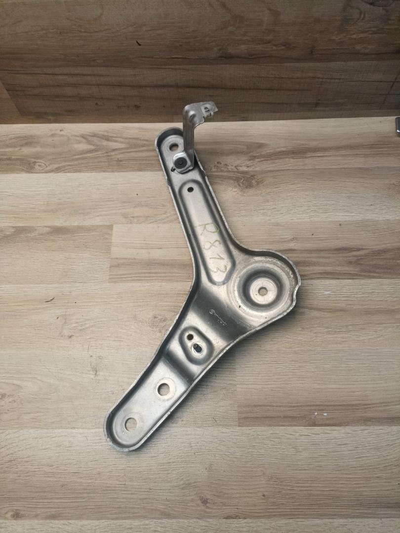 кронштейн (крепление) BMW X3 G01 2019, 2.0 л., B46 B20 B, бензин, АКПП, black-sapphire metallic(475), внедорожник 5 дв., полный привод, 6871004, 33306871004 - фото №1