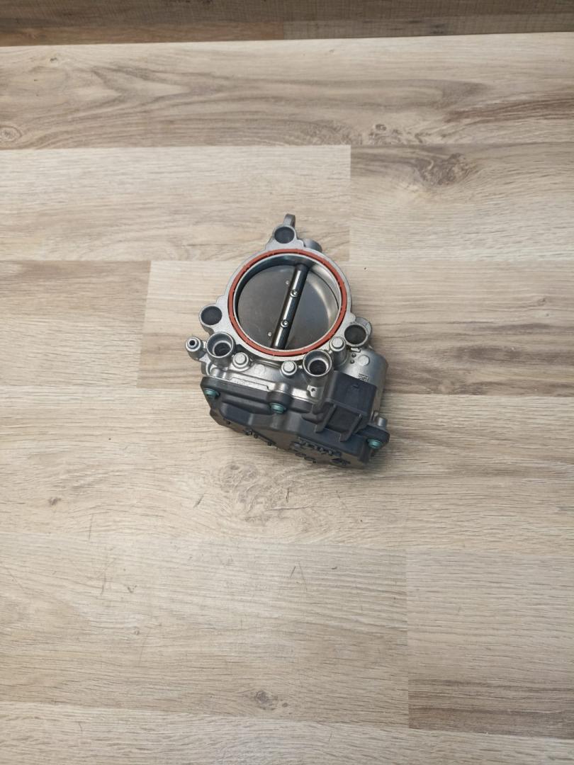 заслонка дроссельная BMW 3 серия G20 2019, 2.0 л., B46 B20 B, бензин, АКПП, mediterran-blau metallic, седан, полный привод, 13548601651, 8601651 - фото №1