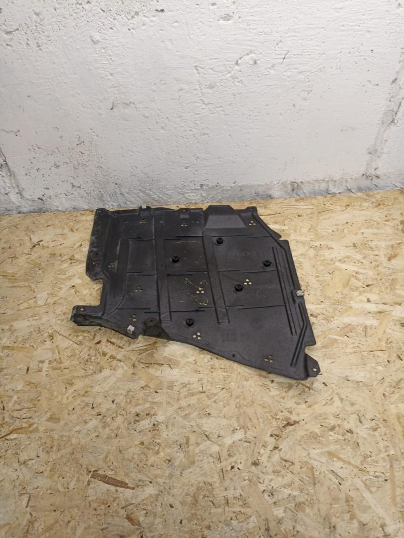 защита днища BMW 3 серия G20 2022, 2.0 л., B46 B20 B, бензин, АКПП, mineral-weiss metallic, седан, задний привод, 51757435569, 7435569 - фото №1