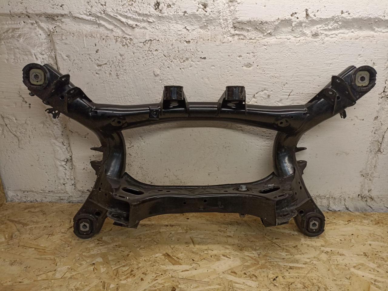 балка подвески задняя BMW 3 серия G20 2022, 2.0 л., B46 B20 B, бензин, АКПП, mineral-weiss metallic, седан, задний привод, 8837927 - фото №1