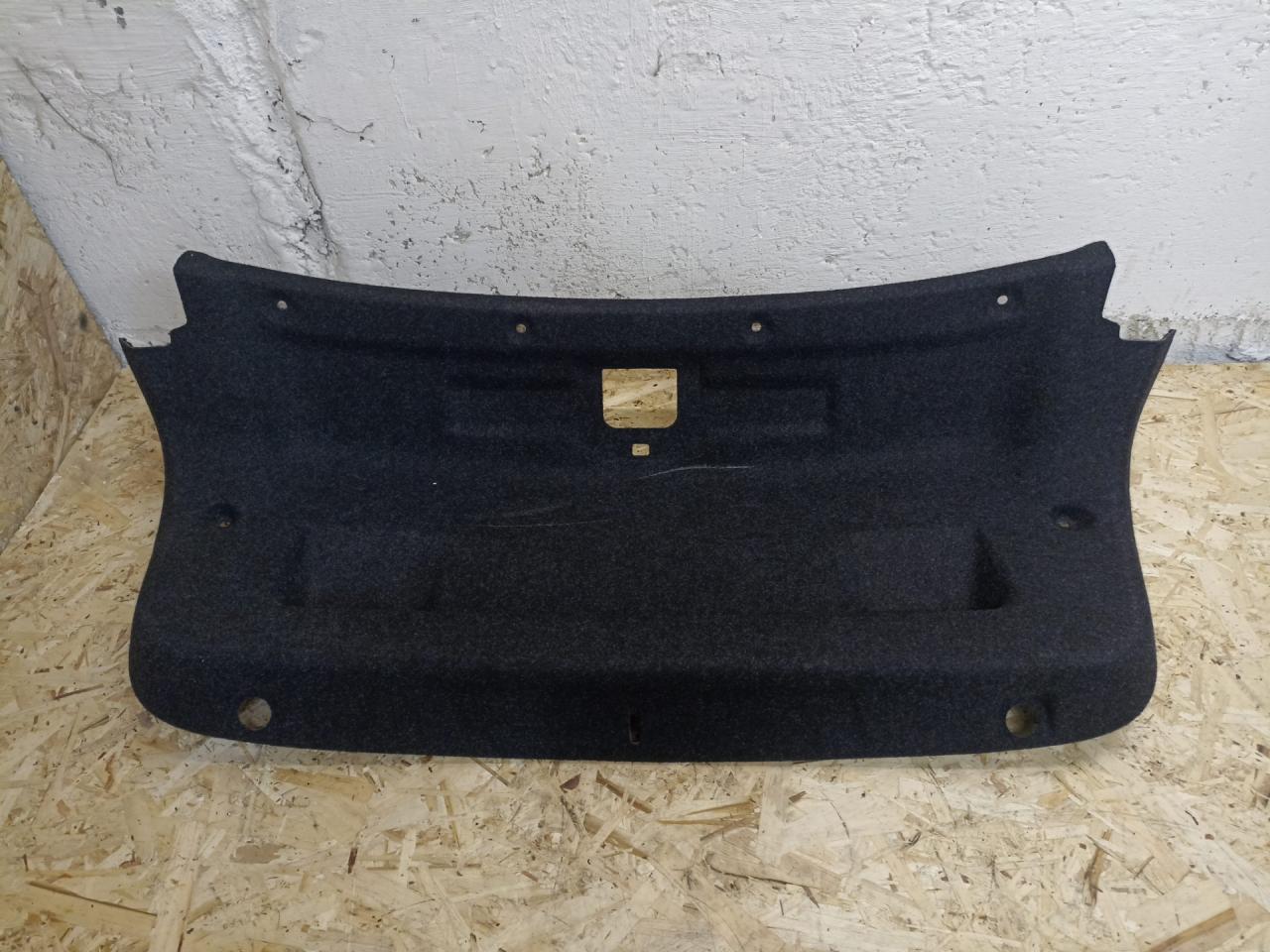 обшивка крышки багажника BMW 3 серия G20 2022, 2.0 л., B46 B20 B, бензин, АКПП, mineral-weiss metallic, седан, задний привод, 51497430622, 7430622 - фото №1