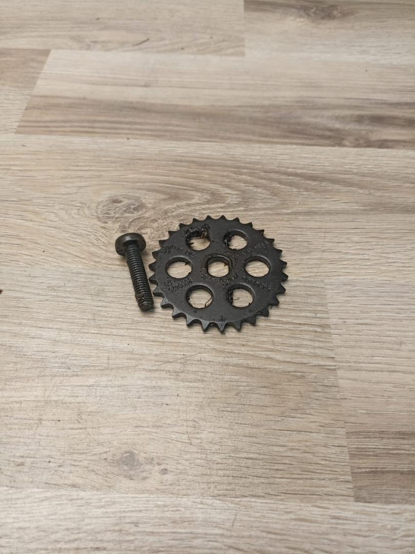 привод масляного насоса BMW X3 G01 2019, 2.0 л., B46 B20 B, бензин, АКПП, black-sapphire metallic(475), внедорожник 5 дв., полный привод, 11418600425, 8609425 - фото №1