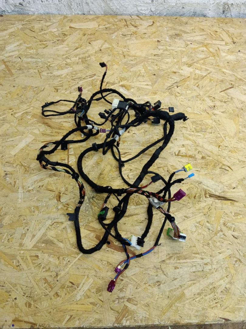 проводка торпеды BMW 3 серия G20 2022, 2.0 л., B46 B20 B, бензин, АКПП, mineral-weiss metallic, седан, задний привод, 2468570, 61112468570, 6782873, 5A1FBA7 - фото №1