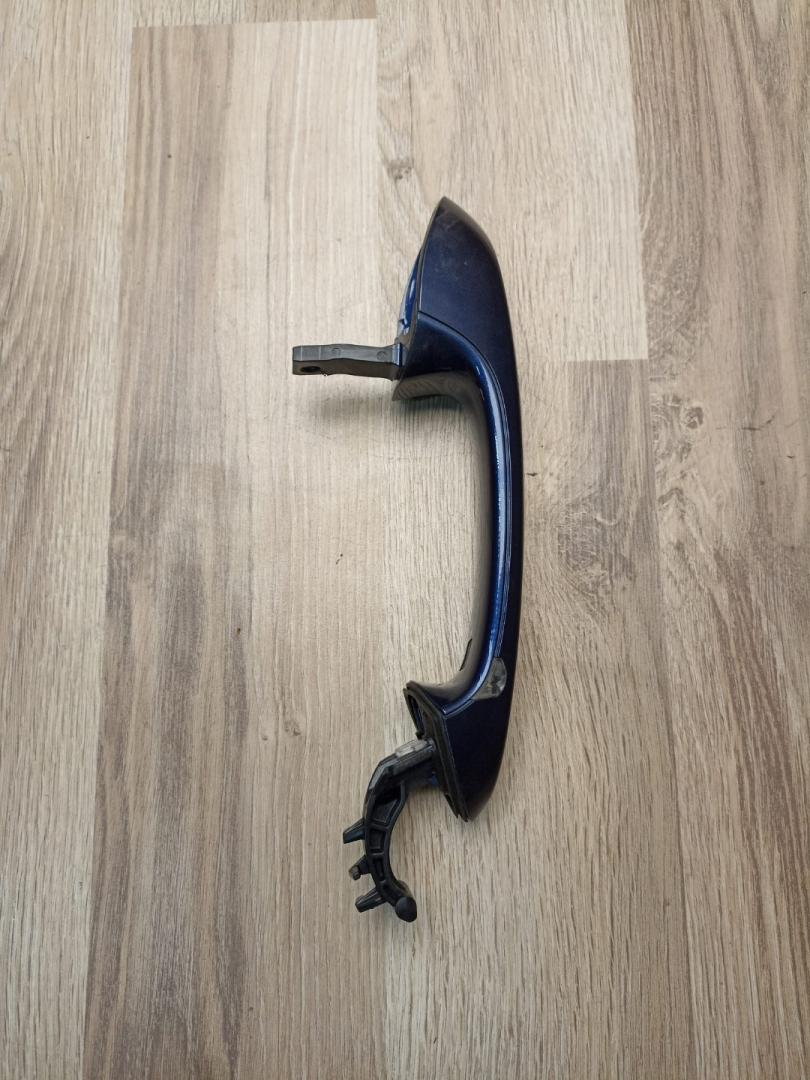 ручка наружная задняя правая BMW 3 серия G20 2019, 2.0 л., B46 B20 B, бензин, АКПП, mediterran-blau metallic, седан, полный привод, 51217956512, 7956512 - фото №1