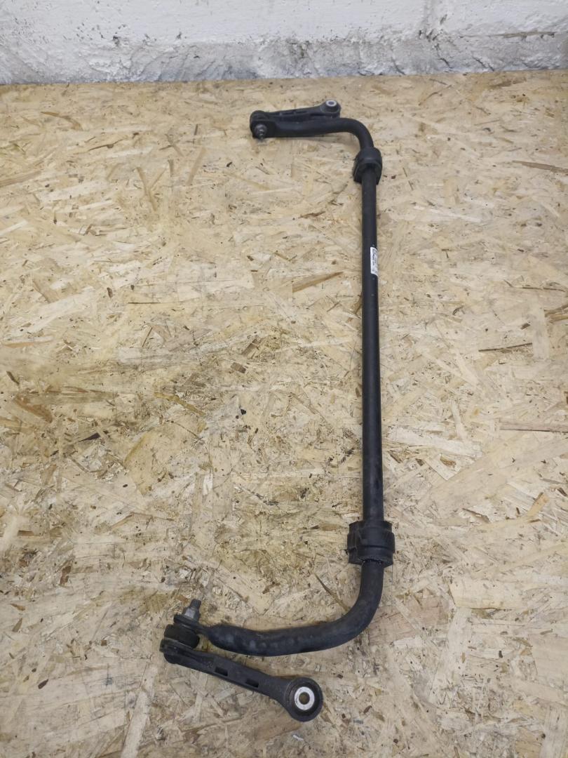 стабилизатор подвески задний BMW 5 серия G30/G31 2019, 4.4 л., N63 B44 C, бензин, АКПП, rhodonite silver metallic, седан, полный привод, 33506865967, 6865967 - фото №1