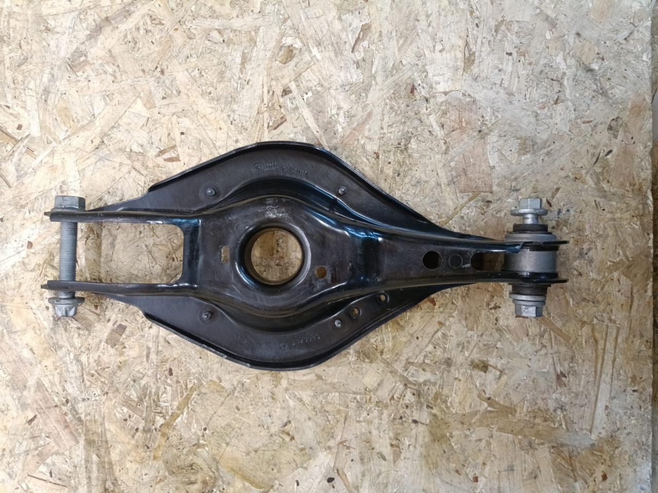 рычаг задний BMW 4 серия G22/G23 G22 2021, 3.0 л., B58B30B, бензин, АКПП, a96, купе, полный привод, 6886448, 33326886448 - фото №1