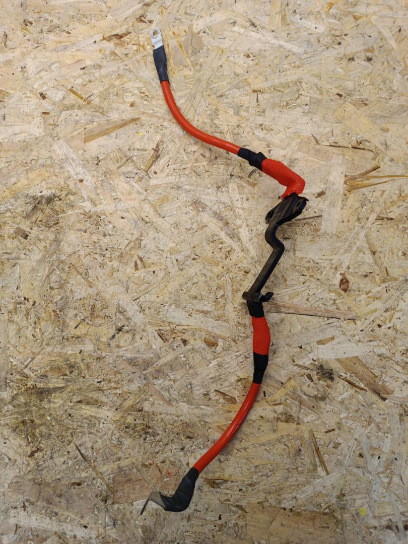 плюсовой провод аккумулятора BMW 4 Gran Coupe G26 2023, 2.0 л., B46 B20 B, бензин, АКПП, 475, лифтбэк, задний привод, 8711311 - фото №1