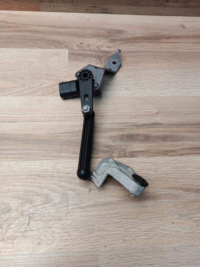 датчик дорожного просвета задний BMW 4 Gran Coupe G26 2023, 2.0 л., B46 B20 B, бензин, АКПП, 475, лифтбэк, задний привод, 6895466, 37146895466 - фото №1