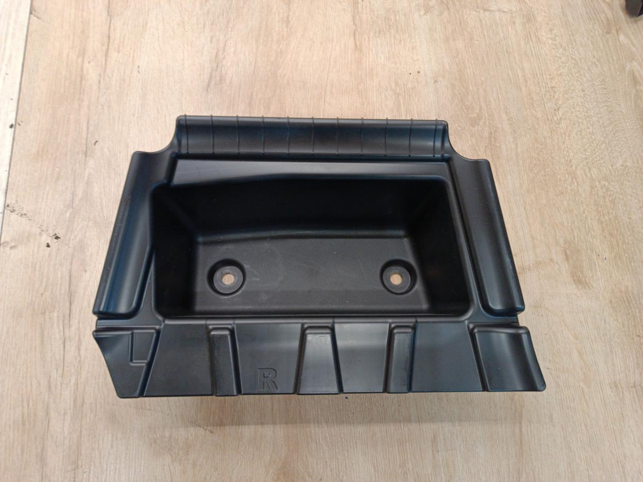 корыто пластиковое BMW 4 Gran Coupe G26 2023, 2.0 л., B46 B20 B, бензин, АКПП, 475, лифтбэк, задний привод, 7942944, 51477942944 - фото №1