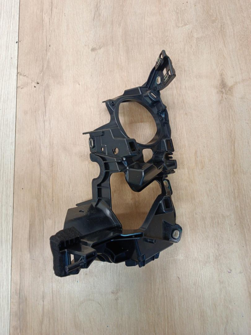 кронштейн (крепление) BMW 4 Gran Coupe G26 2023, 2.0 л., B46 B20 B, бензин, АКПП, 475, лифтбэк, задний привод, 51477489862, 7489862 - фото №1