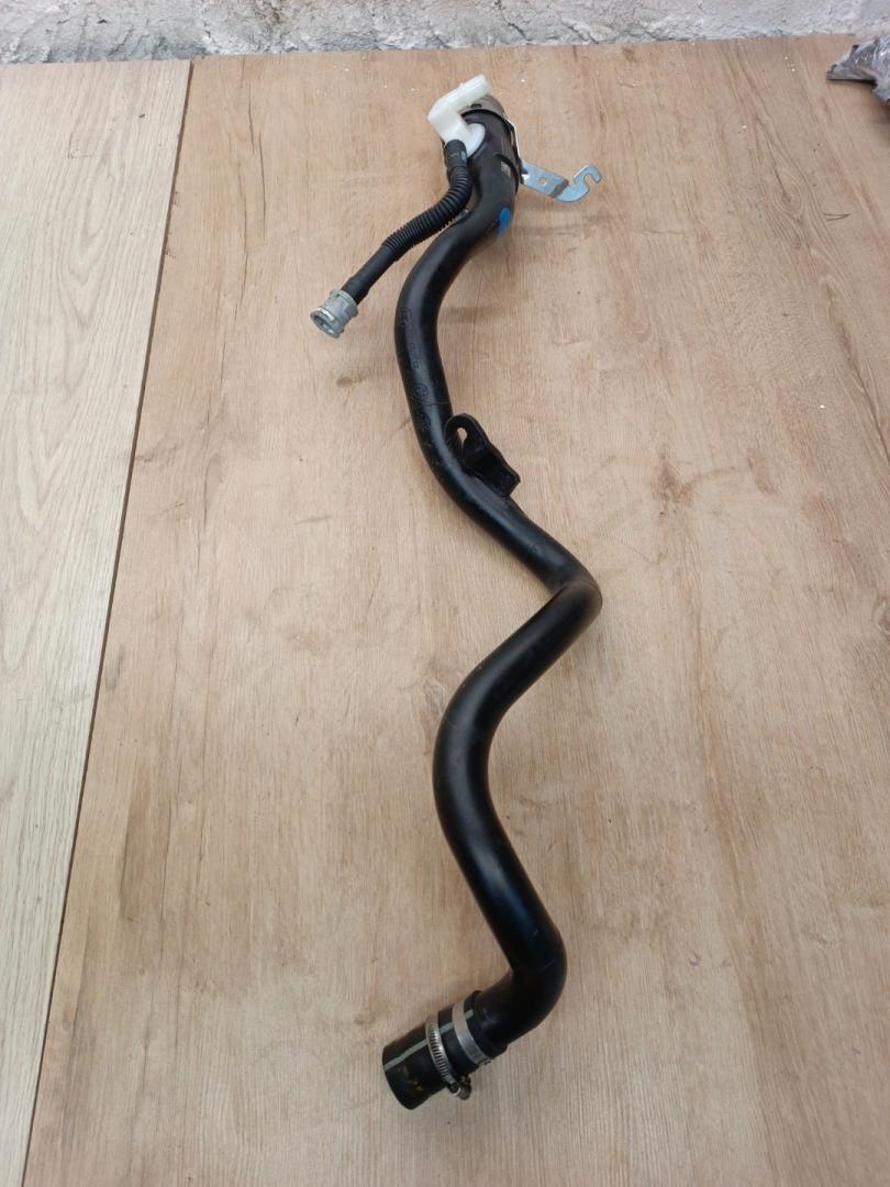 горловина топливного бака BMW 4 Gran Coupe G26 2023, 2.0 л., B46 B20 B, бензин, АКПП, 475, лифтбэк, задний привод, 16118485970, 8485970 - фото №1