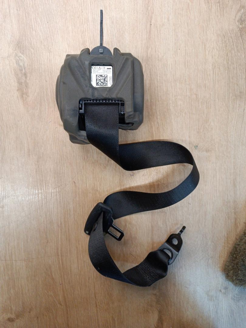 ремень безопасности BMW 4 серия G26 2023, 2.0 л., B46 B20 B, бензин, АКПП, лифтбэк, 9476112 - фото №1