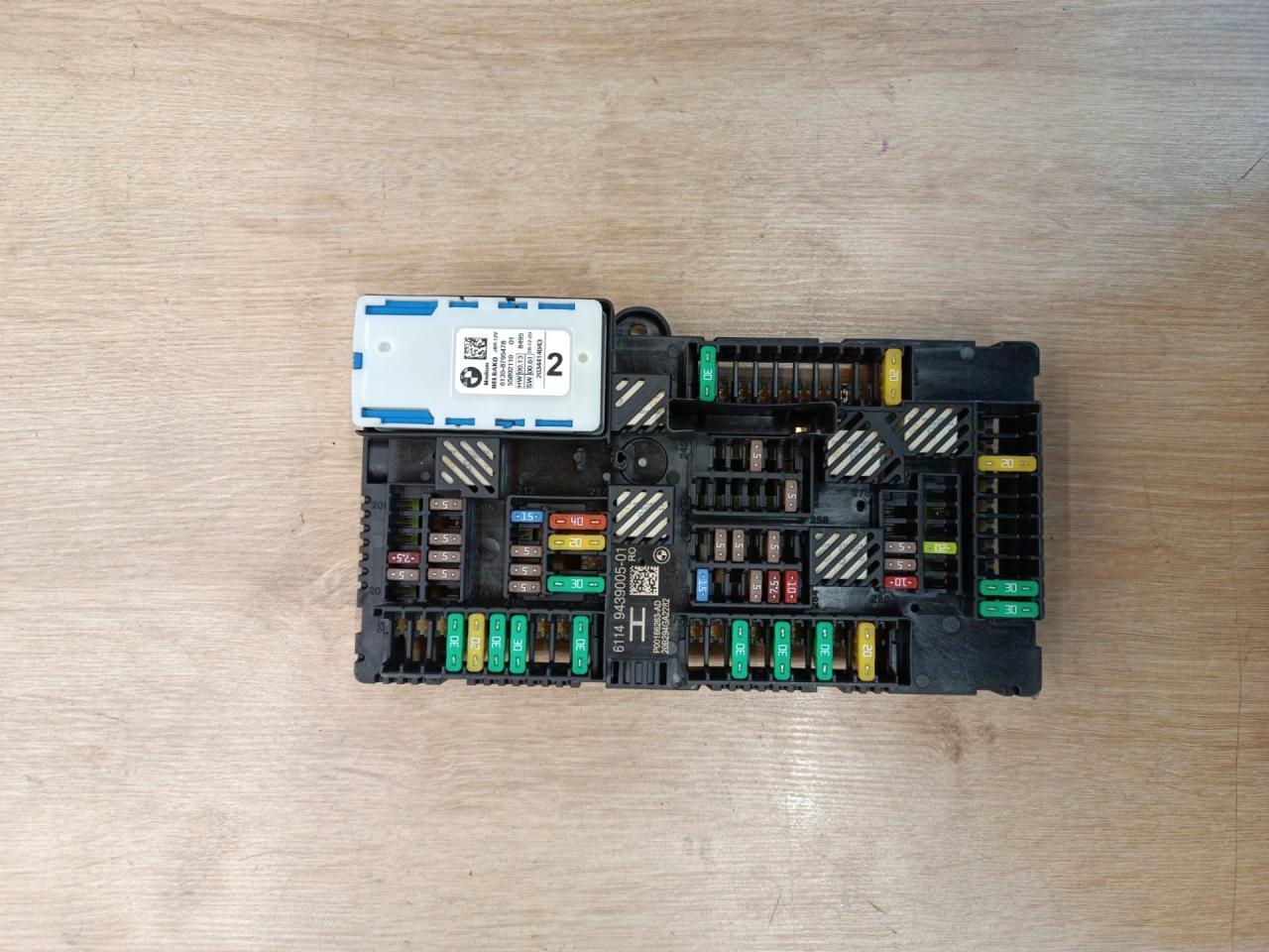 блок предохранителей BMW X3 M F97 2021, 3.0 л., s58b30a, бензин, АКПП, a90, внедорожник 5 дв., полный привод, 9439005, 61149439005 - фото №1