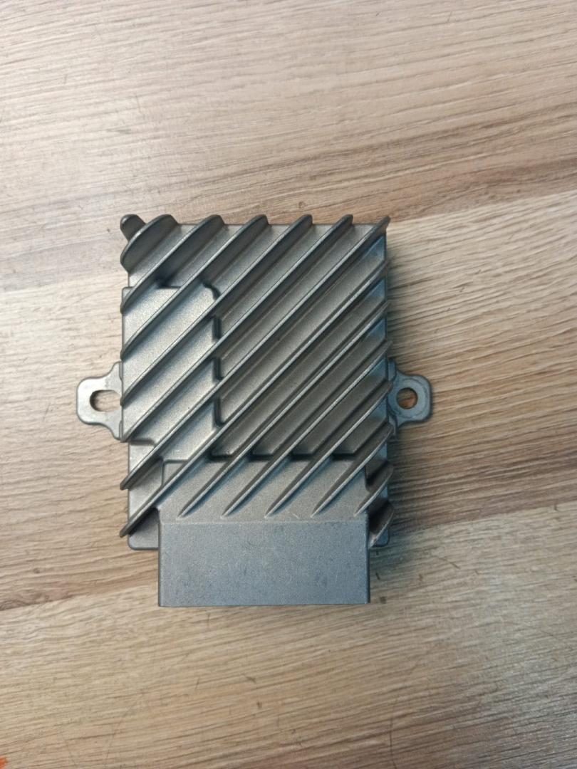 усилитель музыкальный BMW 5 серия G30/G31 2019, 4.4 л., N63 B44 C, бензин, АКПП, rhodonite silver metallic, седан, полный привод, 8717604, 65128717604 - фото №1