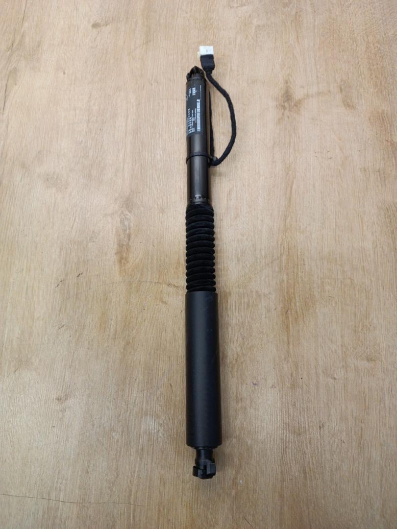 электропривод багажника BMW X3 M F97 2021, 3.0 л., s58b30a, бензин, АКПП, a90, внедорожник 5 дв., полный привод, 9482795, 51249482795 - фото №1