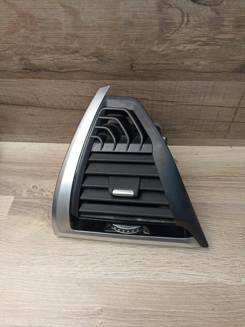 дефлектор обдува салона BMW X3 M F97 2021, 3.0 л., s58b30a, бензин, АКПП, a90, внедорожник 5 дв., полный привод, 64229363439, 9363439 - фото №1