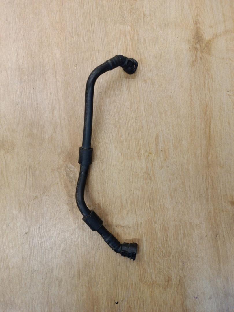 трубка вентиляции бака BMW X3 M F97 2021, 3.0 л., s58b30a, бензин, АКПП, a90, внедорожник 5 дв., полный привод, 8058621, 13908058621 - фото №1