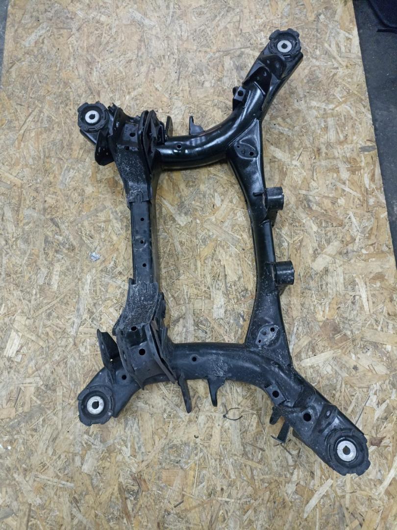 балка подвески задняя BMW X3 M F97 2021, 3.0 л., s58b30a, бензин, АКПП, a90, внедорожник 5 дв., полный привод, 33308067482, 8067482 - фото №1