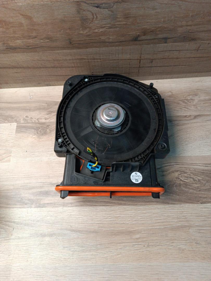 сабвуфер BMW 2 серия F44 2023, 2.0 л., B48 A20 A, бензин, АКПП, 475, седан, передний привод, правый руль, 65137927997, 7927997 - фото №1