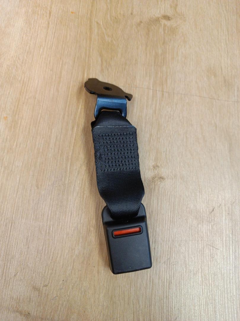 замок ремня безопасности BMW 2 серия F44 2023, 2.0 л., B48 A20 A, бензин, АКПП, 475, седан, передний привод, правый руль, 7486323, 72117486323 - фото №1