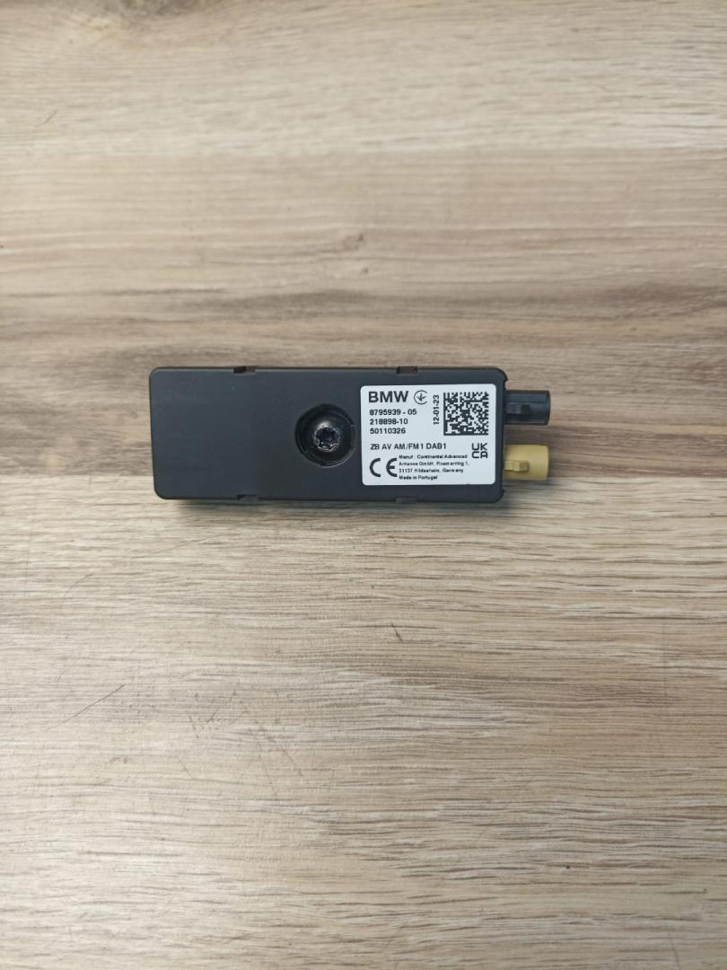 антенна BMW 2 серия F44 2023, 2.0 л., B48 A20 A, бензин, АКПП, 475, седан, передний привод, правый руль, 8795939, 65208795939 - фото №1