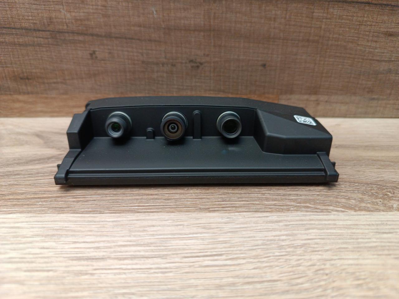 камера переднего обзора BMW X7 G07 2021, 3.0 л., B58B30C, бензин, АКПП, 475(black-sapphire metallic), внедорожник 5 дв., полный привод, 5A32DC3, 66515A32DC3 - фото №1