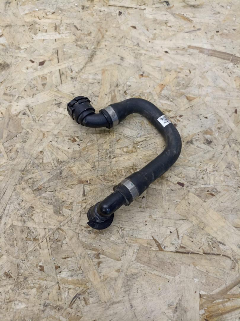 патрубок (трубопровод, шланг) BMW X7 G07 2021, 3.0 л., B58B30C, бензин, АКПП, 475(black-sapphire metallic), внедорожник 5 дв., полный привод, 8488040, 17128488040 - фото №1