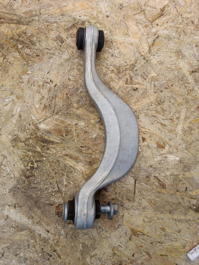 рычаг задний правый BMW X7 G07 2021, 3.0 л., B58B30C, бензин, АКПП, 475(black-sapphire metallic), внедорожник 5 дв., полный привод, 33306878022, 6878022, 33326878022 - фото №1