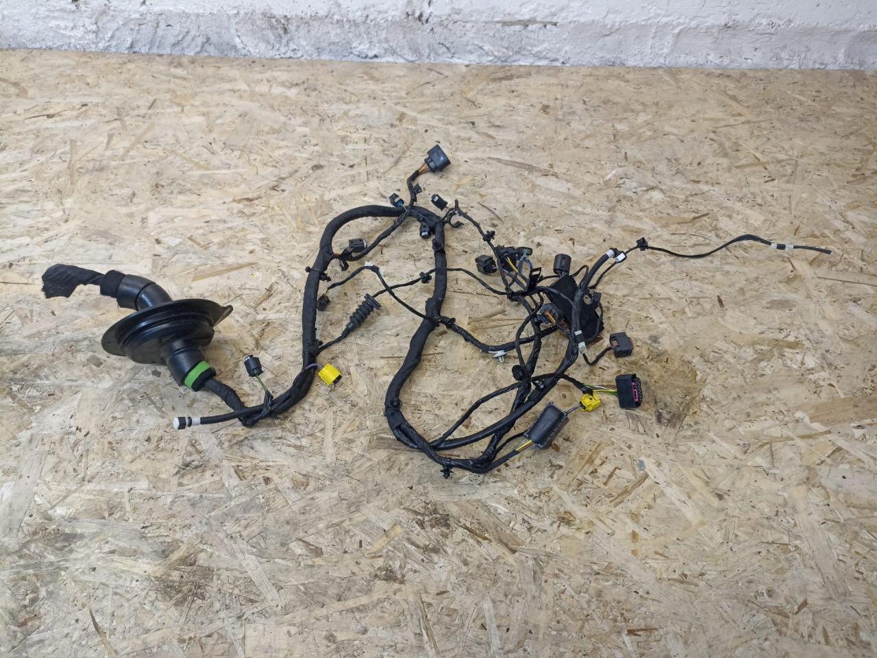 проводка подкапотная BMW 2 серия F44 2023, 2.0 л., B48 A20 A, бензин, АКПП, 475, седан, передний привод, правый руль, 61115A07A65, 5A07A65 - фото №1