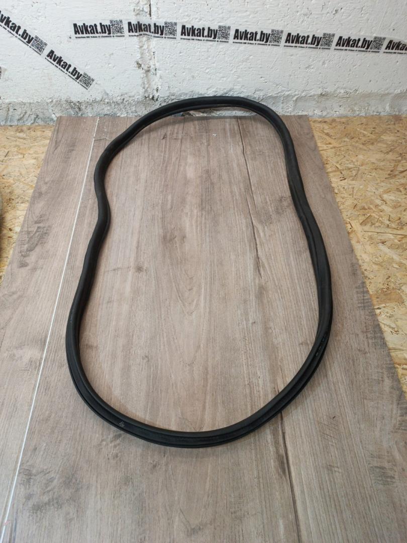 уплотнитель двери BMW 2 серия F44 2023, 2.0 л., B48 A20 A, бензин, АКПП, 475, седан, передний привод, правый руль, 7483099, 51727483101, 7483101 - фото №1