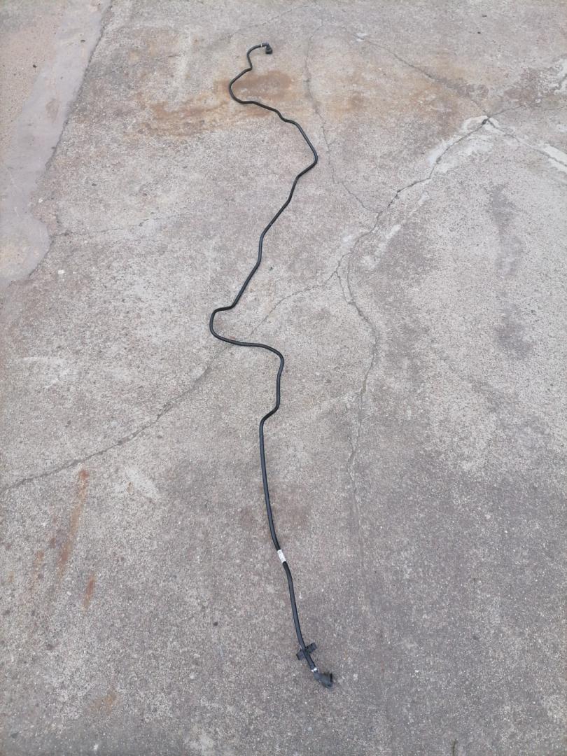 трубка топливная BMW X7 G07 2021, 3.0 л., B58B30C, бензин, АКПП, 475(black-sapphire metallic), внедорожник 5 дв., полный привод, 7439948, 16127439948 - фото №1