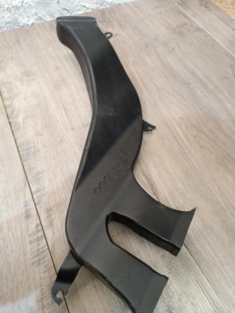 воздуховод BMW X7 G07 2019, 4.4 л., N63B44D, бензин, АКПП, 416, внедорожник 5 дв., полный привод, 7466100 - фото №1