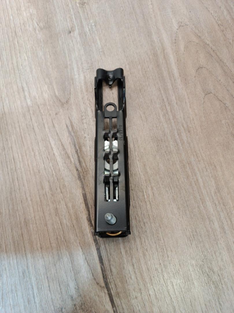 механизм регулировки высоты ремня безопасности левый BMW X7 G07 2019, 4.4 л., N63B44D, бензин, АКПП, 416, внедорожник 5 дв., полный привод, 7489379 - фото №1