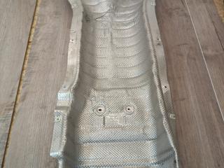 тепловой экран глушителя BMW X7 G07 2019, 4.4 л., N63B44D, бензин, АКПП, 416, внедорожник 5 дв., полный привод, 51487424931, 7424931