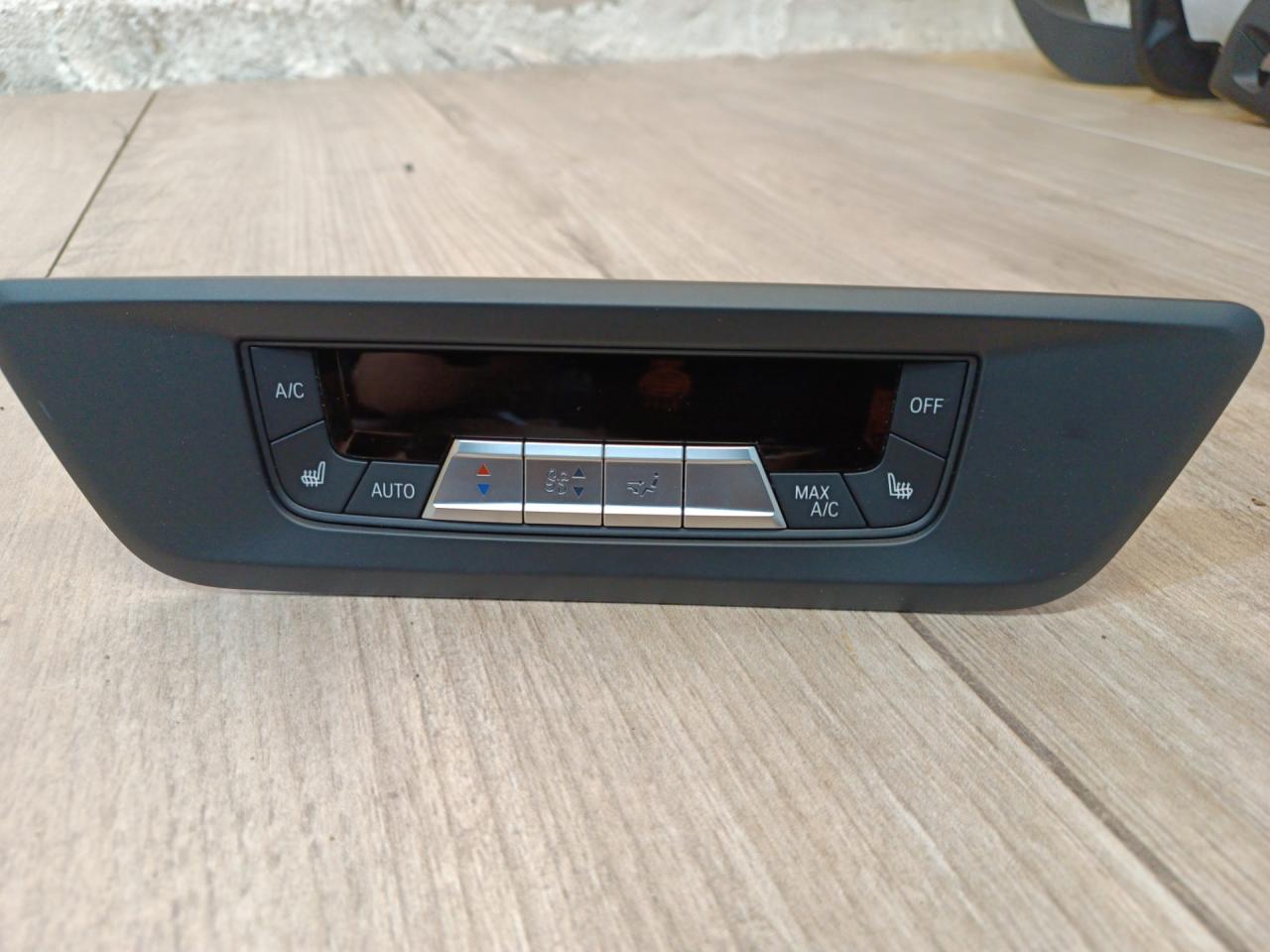 блок управления печки / климат-контроля BMW X7 G07 2019, 4.4 л., N63B44D, бензин, АКПП, 416, внедорожник 5 дв., полный привод, 9490550, 64119490550 - фото №1