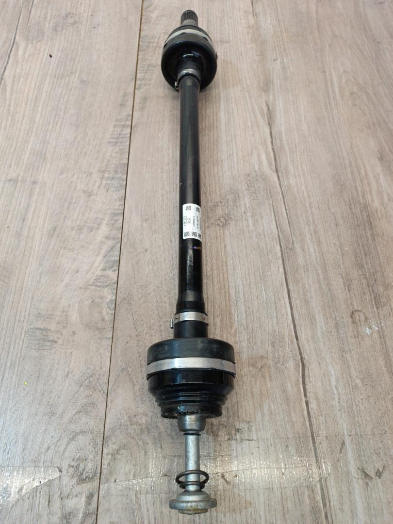 полуось задняя (приводной вал, ШРУС) BMW X7 G07 2019, 4.4 л., N63B44D, бензин, АКПП, 416, внедорожник 5 дв., полный привод, 33208487517, 8487517 - фото №1