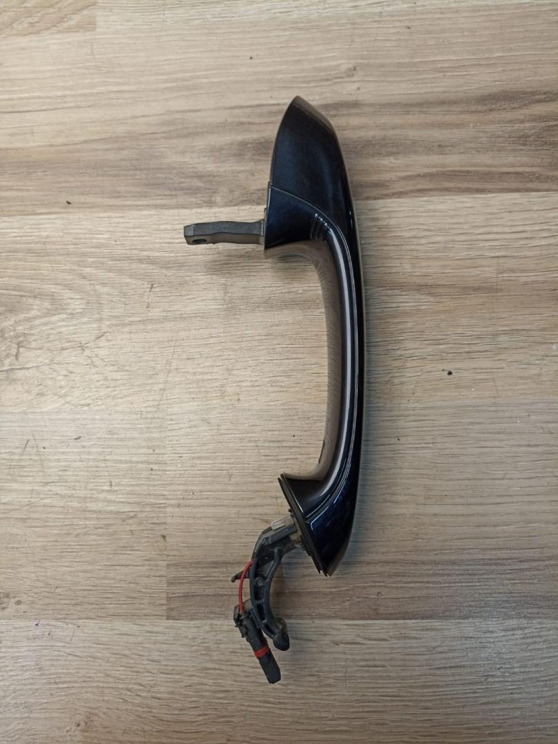 ручка наружная задняя левая BMW X7 G07 2019, 4.4 л., N63B44D, бензин, АКПП, 416, внедорожник 5 дв., полный привод, 51318492015, 8492015 - фото №1