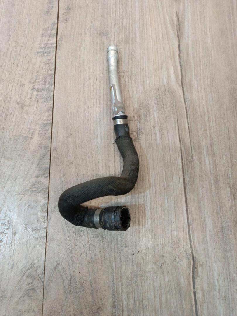 патрубок радиатора BMW X7 G07 2019, 4.4 л., N63B44D, бензин, АКПП, 416, внедорожник 5 дв., полный привод, 7536485, 17127536485 - фото №1