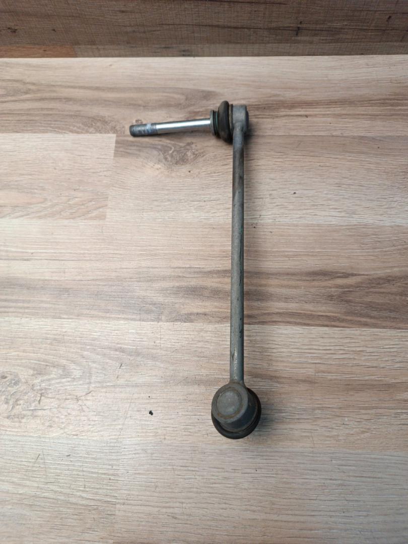 стойка стабилизатора BMW X7 G07 2019, 4.4 л., N63B44D, бензин, АКПП, 416, внедорожник 5 дв., полный привод, 31356881808, 6881808 - фото №1