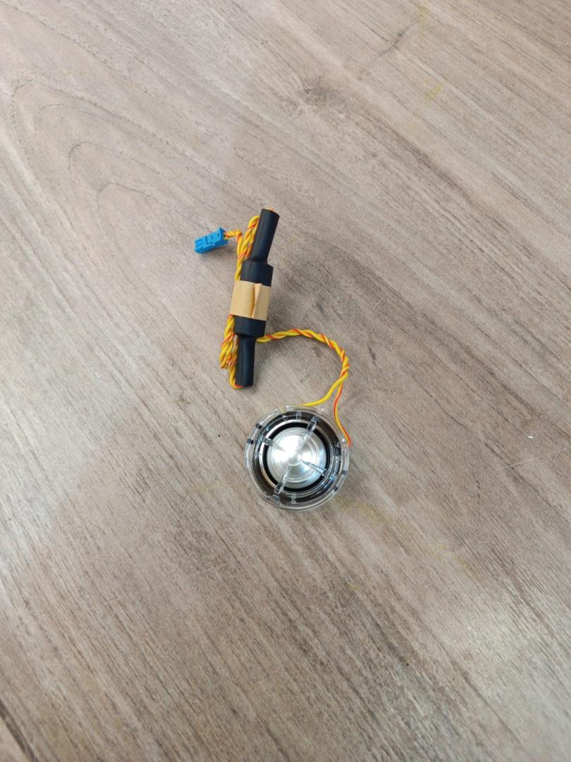 динамик BMW 5 серия G30/G31 2019, 4.4 л., N63 B44 C, бензин, АКПП, rhodonite silver metallic, седан, полный привод, 9279629, 65139279629 - фото №1