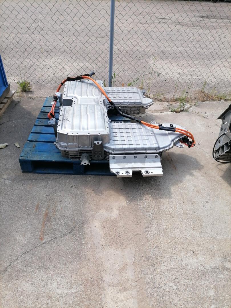 высоковольтная батарея BMW X5 G05 2022, 3.0 л., B58B30C, бензин, АКПП, c27(arktis-grau brillanteffekt), внедорожник 5 дв., полный привод, правый руль, 61258857379, 8857379, 9470981 - фото №1