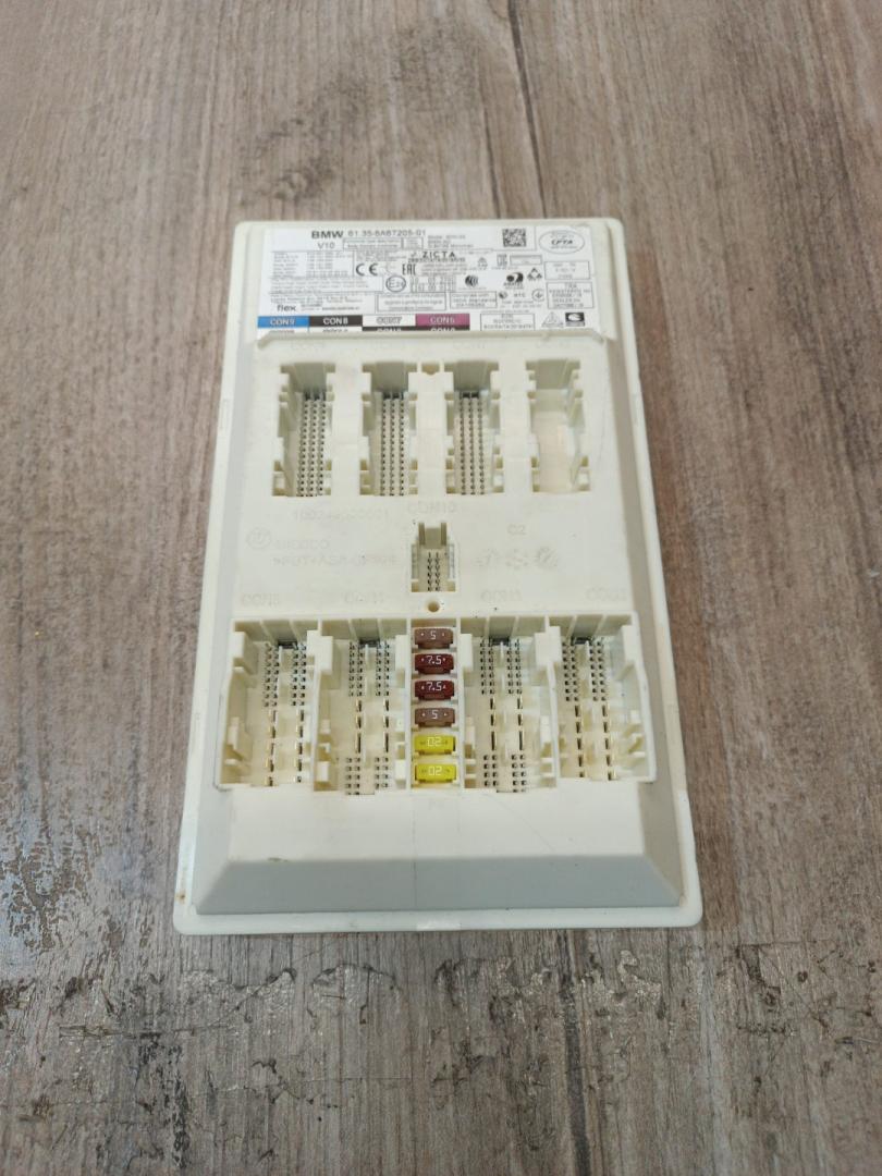 Блок управления BDC BMW X5 G05 2022, 3.0 л., B58B30C, бензин, АКПП, c27(arktis-grau brillanteffekt), внедорожник 5 дв., полный привод, правый руль, 5A67205, 61355A67205 - фото №1