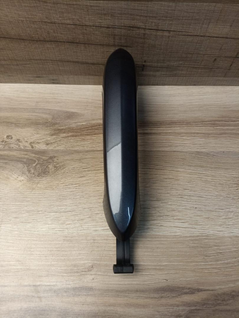 ручка наружная задняя правая BMW X5 G05 2022, 3.0 л., B58B30C, бензин, АКПП, c27(arktis-grau brillanteffekt), внедорожник 5 дв., полный привод, правый руль, 8499340 - фото №1